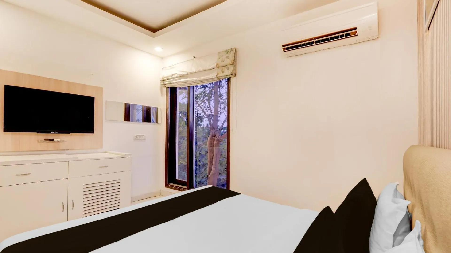 Townhouse T Block Sector 24 Hotel Gurgaon 4*,