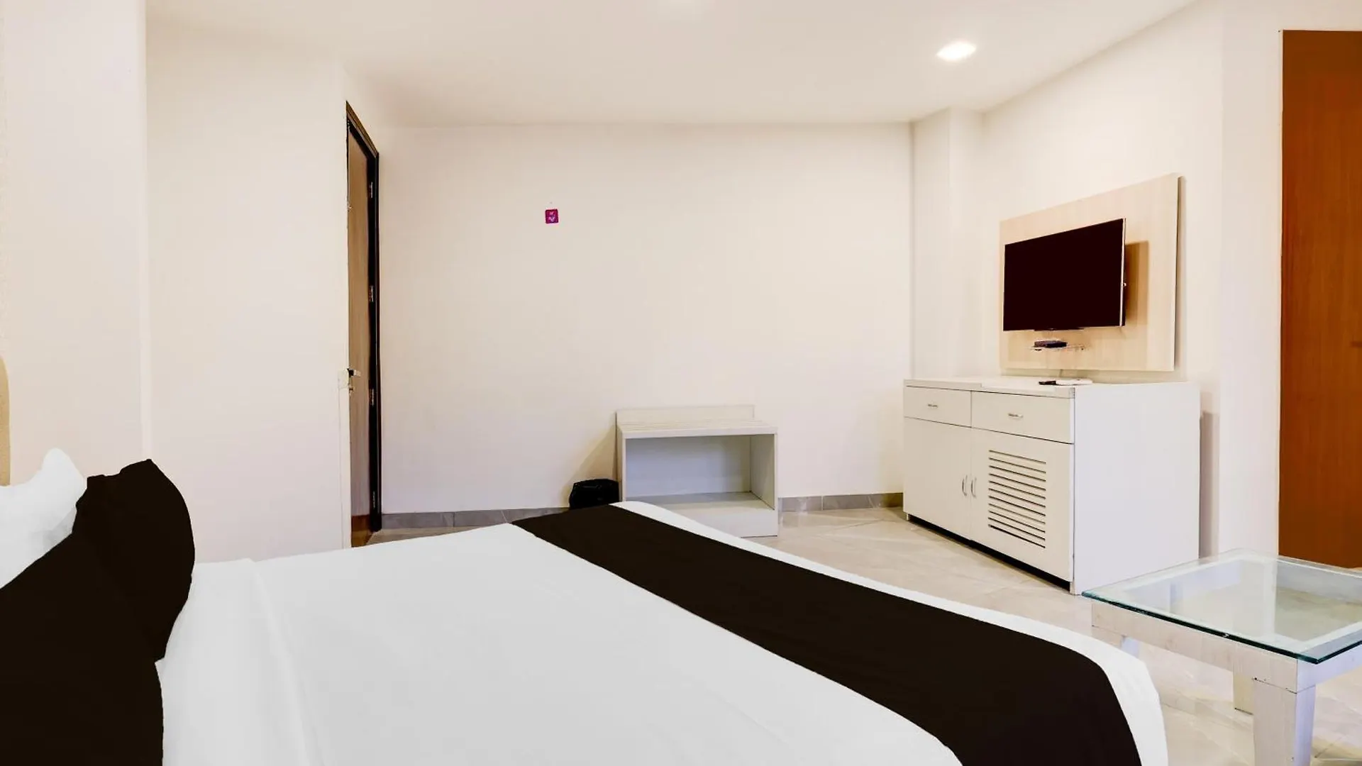Townhouse T Block Sector 24 Hotel Gurgaon India