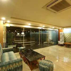 Hotel Omega - Central, Sec 45