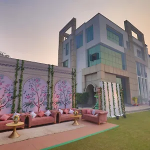 Hotel Goa Country Club