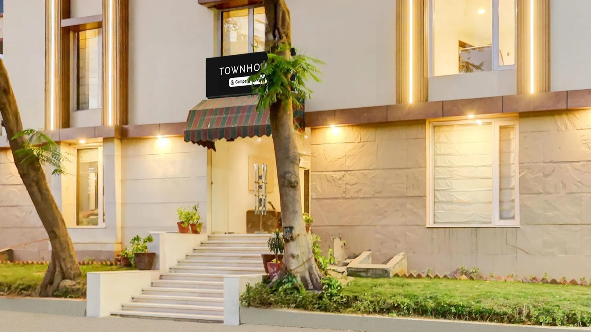 Townhouse T Block Sector 24 Hotel Gurgaon